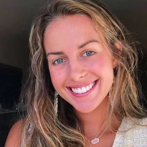 Meet your Posher, Raquel